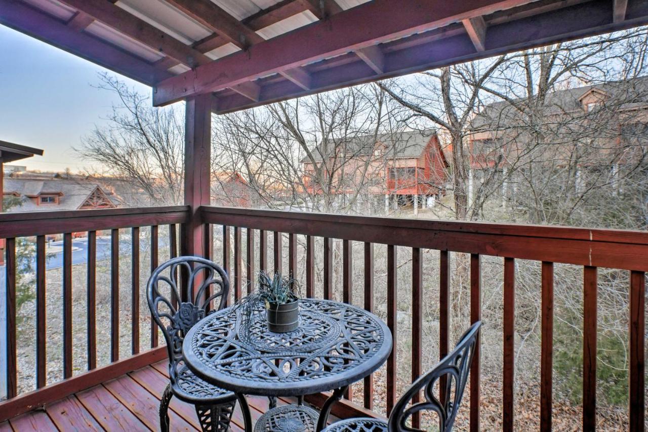 Cabin-Style Studio Right Off The Branson Strip! Daire Dış mekan fotoğraf
