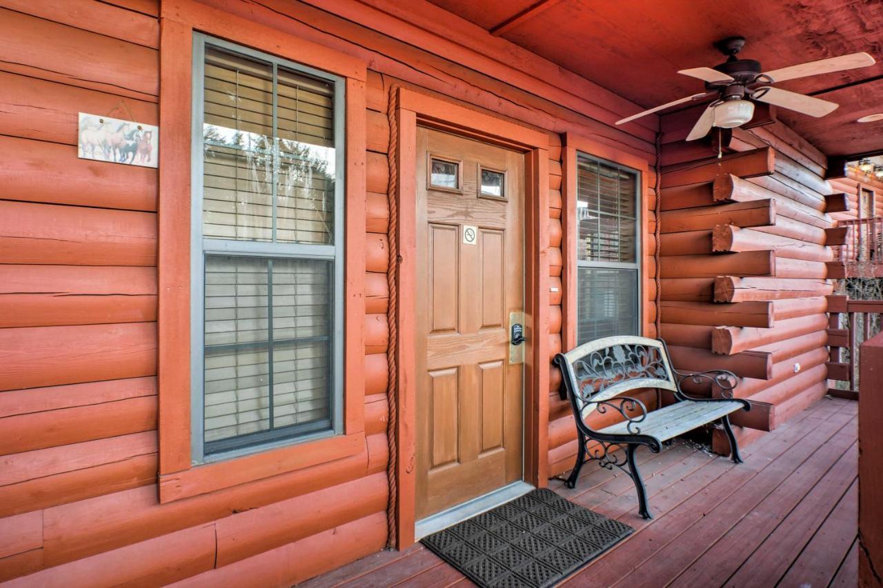 Cabin-Style Studio Right Off The Branson Strip! Daire Dış mekan fotoğraf