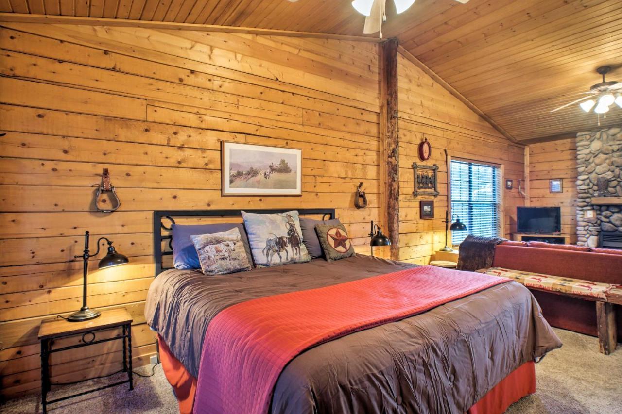 Cabin-Style Studio Right Off The Branson Strip! Daire Dış mekan fotoğraf